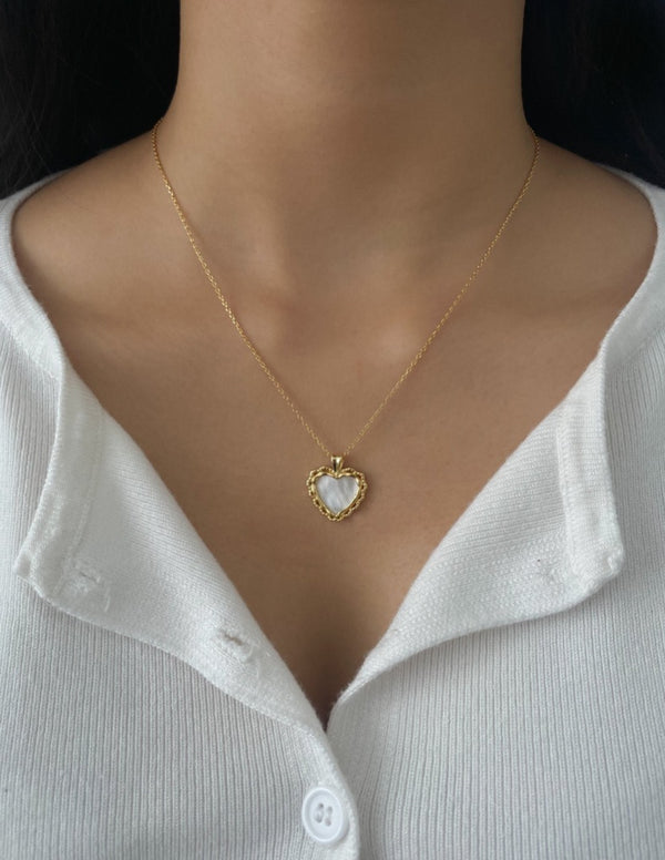 pearl heart gold necklace