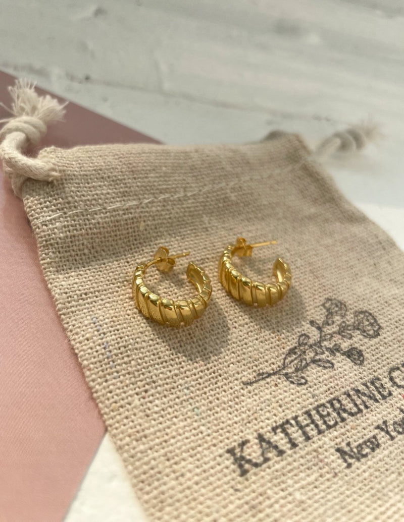 18k gold small hoops